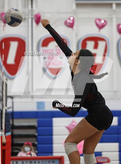 Thumbnail 3 in Aragon @ Hillsdale photogallery.
