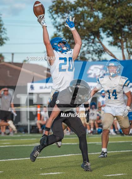 Thumbnail 3 in FR: Servite @ Santa Margarita photogallery.