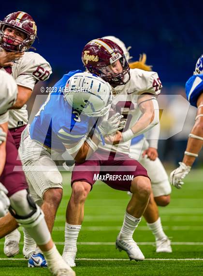 Thumbnail 2 in Dripping Springs vs Jay (UIL 6A D2 Region 4 Reginal Playoff) photogallery.