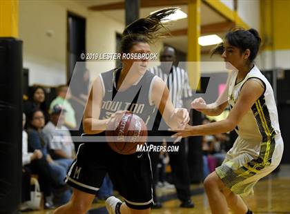 Thumbnail 3 in Moulton @ Prairie Lea photogallery.