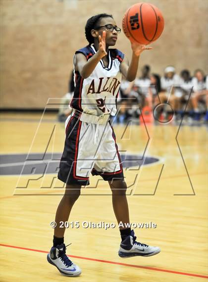 Thumbnail 3 in Marcus @ Allen photogallery.