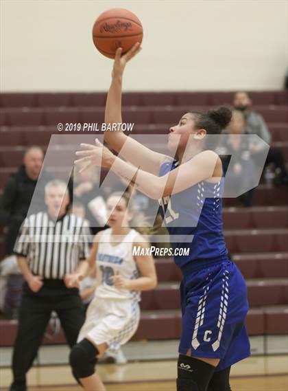 Thumbnail 3 in Hilliard Darby vs. Chillicothe (Bishop Watterson Christmas Classic) photogallery.