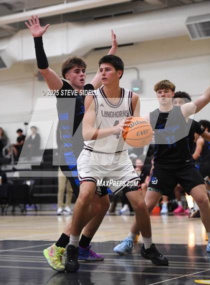 Thumbnail 2 in Rancho Buena Vista vs. La Jolla Country Day photogallery.