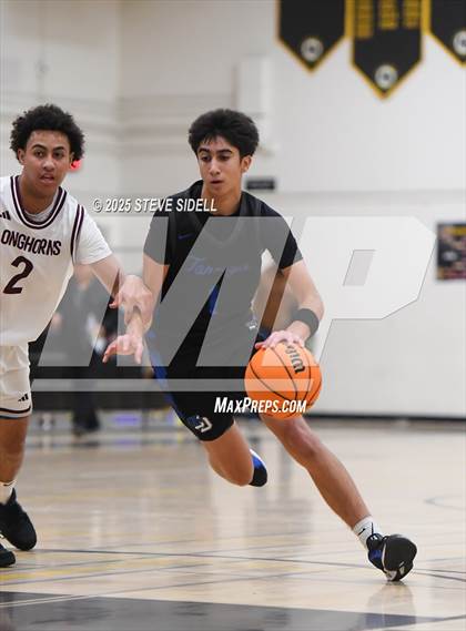 Thumbnail 1 in Rancho Buena Vista vs. La Jolla Country Day photogallery.