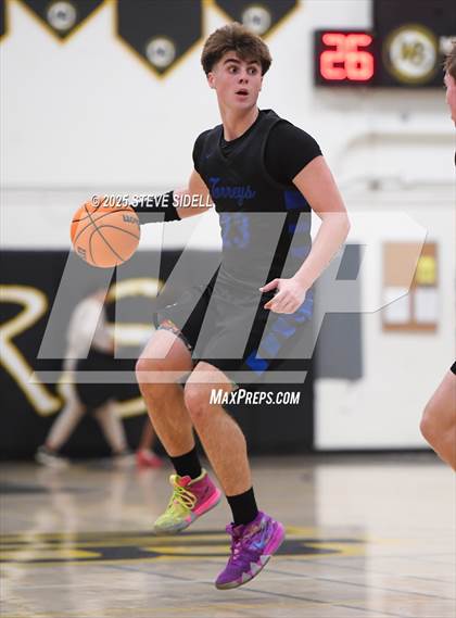 Thumbnail 2 in Rancho Buena Vista vs. La Jolla Country Day photogallery.