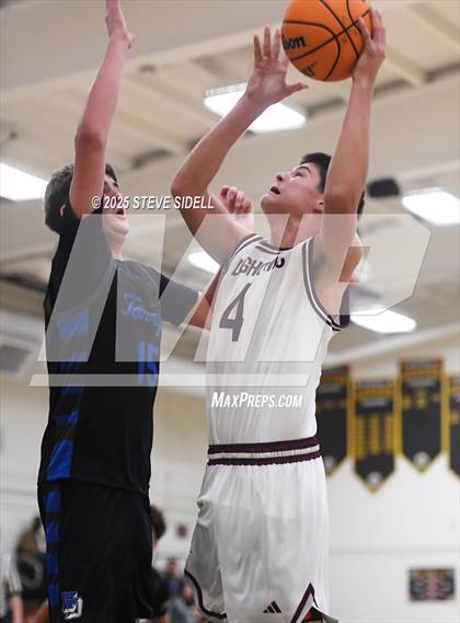 Thumbnail 3 in Rancho Buena Vista vs. La Jolla Country Day photogallery.