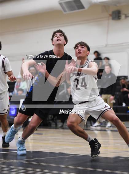 Thumbnail 2 in Rancho Buena Vista vs. La Jolla Country Day photogallery.