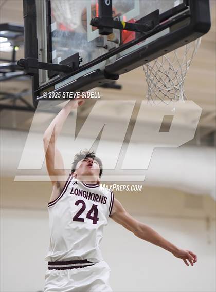 Thumbnail 2 in Rancho Buena Vista vs. La Jolla Country Day photogallery.