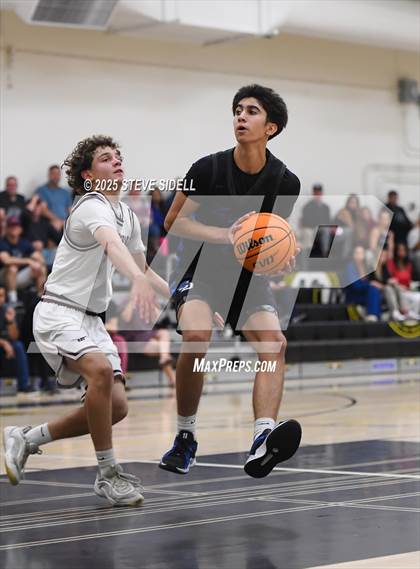 Thumbnail 3 in Rancho Buena Vista vs. La Jolla Country Day photogallery.