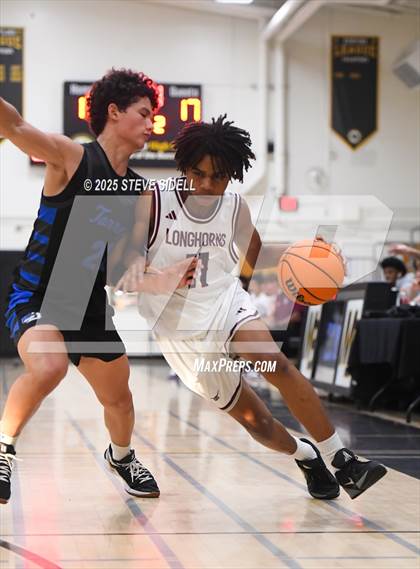 Thumbnail 1 in Rancho Buena Vista vs. La Jolla Country Day photogallery.