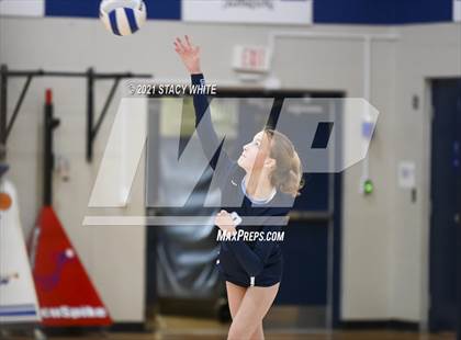 Thumbnail 3 in Cardinal Mooney @ Out-of-Door Academy photogallery.
