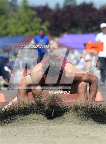 Thumbnail 3 in WIAA 4A Track and Field Championships (Boys Events) photogallery.