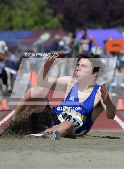 Thumbnail 3 in WIAA 4A Track and Field Championships (Boys Events) photogallery.