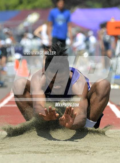 Thumbnail 3 in WIAA 4A Track and Field Championships (Boys Events) photogallery.