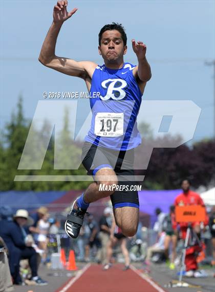 Thumbnail 3 in WIAA 4A Track and Field Championships (Boys Events) photogallery.
