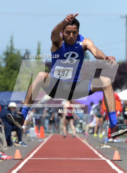 Thumbnail 1 in WIAA 4A Track and Field Championships (Boys Events) photogallery.