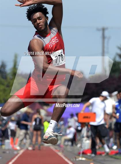 Thumbnail 2 in WIAA 4A Track and Field Championships (Boys Events) photogallery.