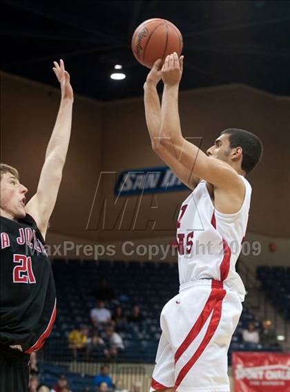 Thumbnail 3 in Cathedral vs La Jolla (SDS D3 Final) photogallery.