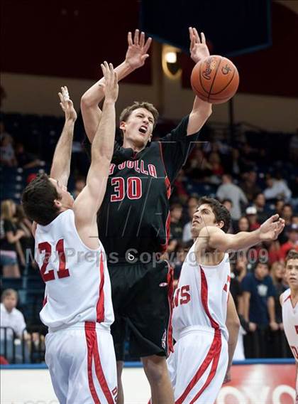 Thumbnail 3 in Cathedral vs La Jolla (SDS D3 Final) photogallery.