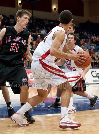 Thumbnail 3 in Cathedral vs La Jolla (SDS D3 Final) photogallery.