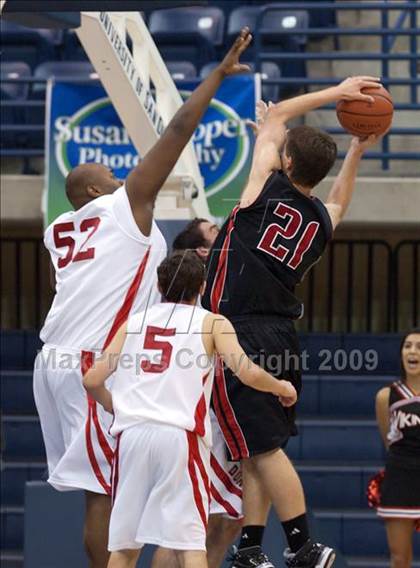 Thumbnail 2 in Cathedral vs La Jolla (SDS D3 Final) photogallery.