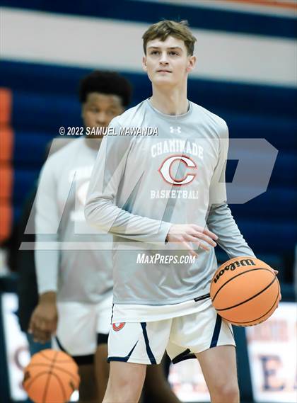 Thumbnail 2 in Chaminade vs Sylmar (7th Annual West Valley Tip-off Classic) photogallery.