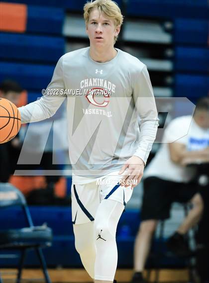 Thumbnail 3 in Chaminade vs Sylmar (7th Annual West Valley Tip-off Classic) photogallery.