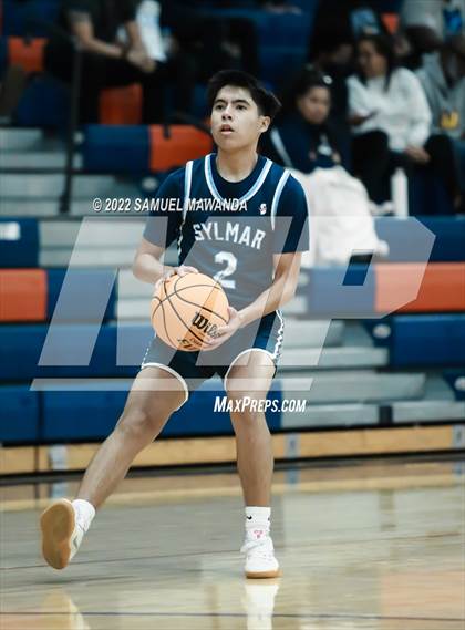 Thumbnail 3 in Chaminade vs Sylmar (7th Annual West Valley Tip-off Classic) photogallery.
