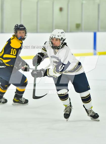 Thumbnail 2 in Freehold Boro @ Toms River North photogallery.