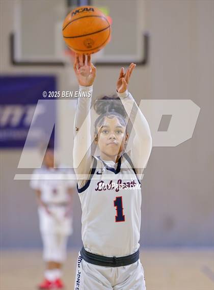 Thumbnail 1 in River Ridge vs. Bob Jones (She Got Game Classic) photogallery.