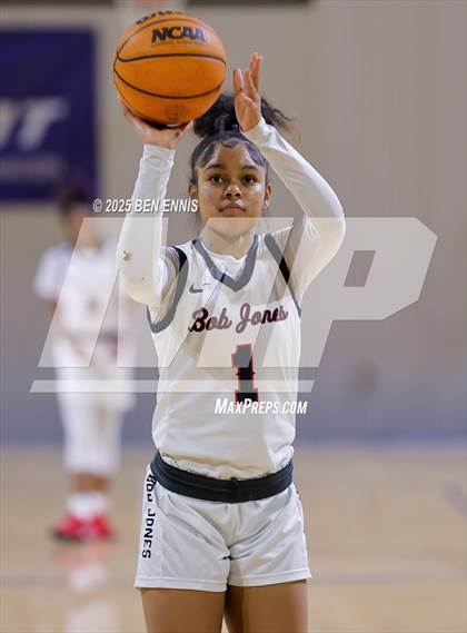 Thumbnail 3 in River Ridge vs. Bob Jones (She Got Game Classic) photogallery.