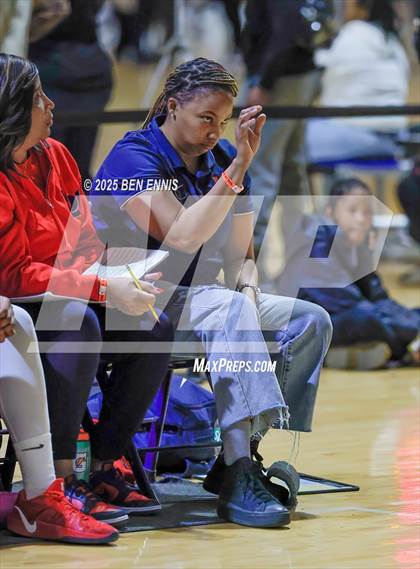 Thumbnail 2 in River Ridge vs. Bob Jones (She Got Game Classic) photogallery.