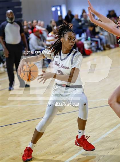 Thumbnail 2 in River Ridge vs. Bob Jones (She Got Game Classic) photogallery.