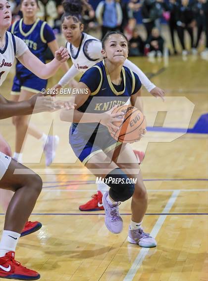 Thumbnail 2 in River Ridge vs. Bob Jones (She Got Game Classic) photogallery.