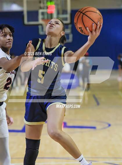 Thumbnail 2 in River Ridge vs. Bob Jones (She Got Game Classic) photogallery.