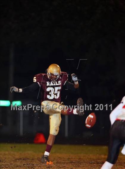 Thumbnail 3 in Des Moines East @ Lincoln photogallery.