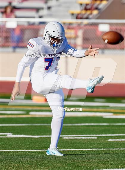 Thumbnail 2 in Christian Brothers vs. Jesuit photogallery.