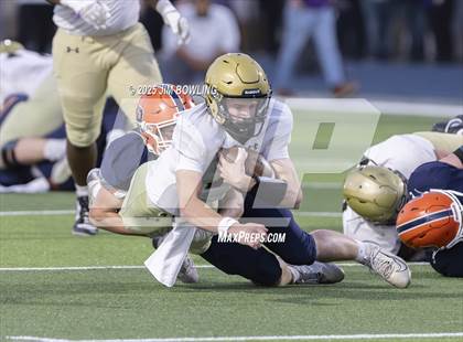 Thumbnail 3 in Rochester vs Sacred Heart-Griffin (IHSA 4A State Quarterfinal) photogallery.