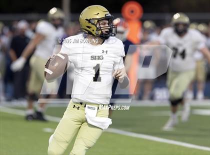 Thumbnail 2 in Rochester vs Sacred Heart-Griffin (IHSA 4A State Quarterfinal) photogallery.