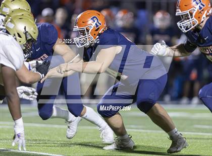 Thumbnail 3 in Rochester vs Sacred Heart-Griffin (IHSA 4A State Quarterfinal) photogallery.