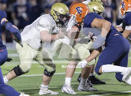 Thumbnail 2 in Rochester vs Sacred Heart-Griffin (IHSA 4A State Quarterfinal) photogallery.