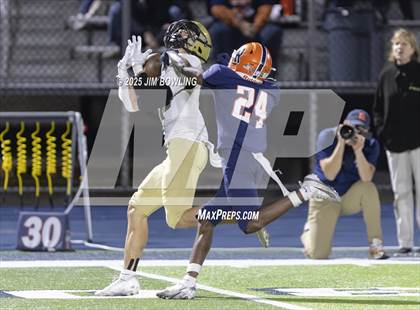 Thumbnail 2 in Rochester vs Sacred Heart-Griffin (IHSA 4A State Quarterfinal) photogallery.