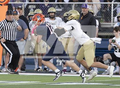Thumbnail 1 in Rochester vs Sacred Heart-Griffin (IHSA 4A State Quarterfinal) photogallery.