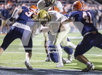 Thumbnail 1 in Rochester vs Sacred Heart-Griffin (IHSA 4A State Quarterfinal) photogallery.