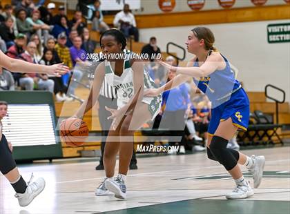 Thumbnail 3 in JV: Greenfield-Central @ Pendleton Heights photogallery.