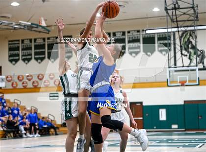Thumbnail 3 in JV: Greenfield-Central @ Pendleton Heights photogallery.