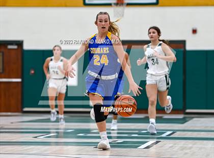 Thumbnail 3 in JV: Greenfield-Central @ Pendleton Heights photogallery.