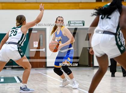 Thumbnail 2 in JV: Greenfield-Central @ Pendleton Heights photogallery.