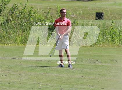 Thumbnail 2 in Central vs Springstead photogallery.