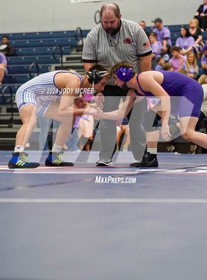 Thumbnail 2 in DeSoto Central vs North Pontotoc photogallery.